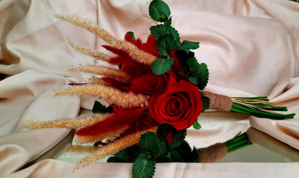 دسته گل مصنوعی عروس red love